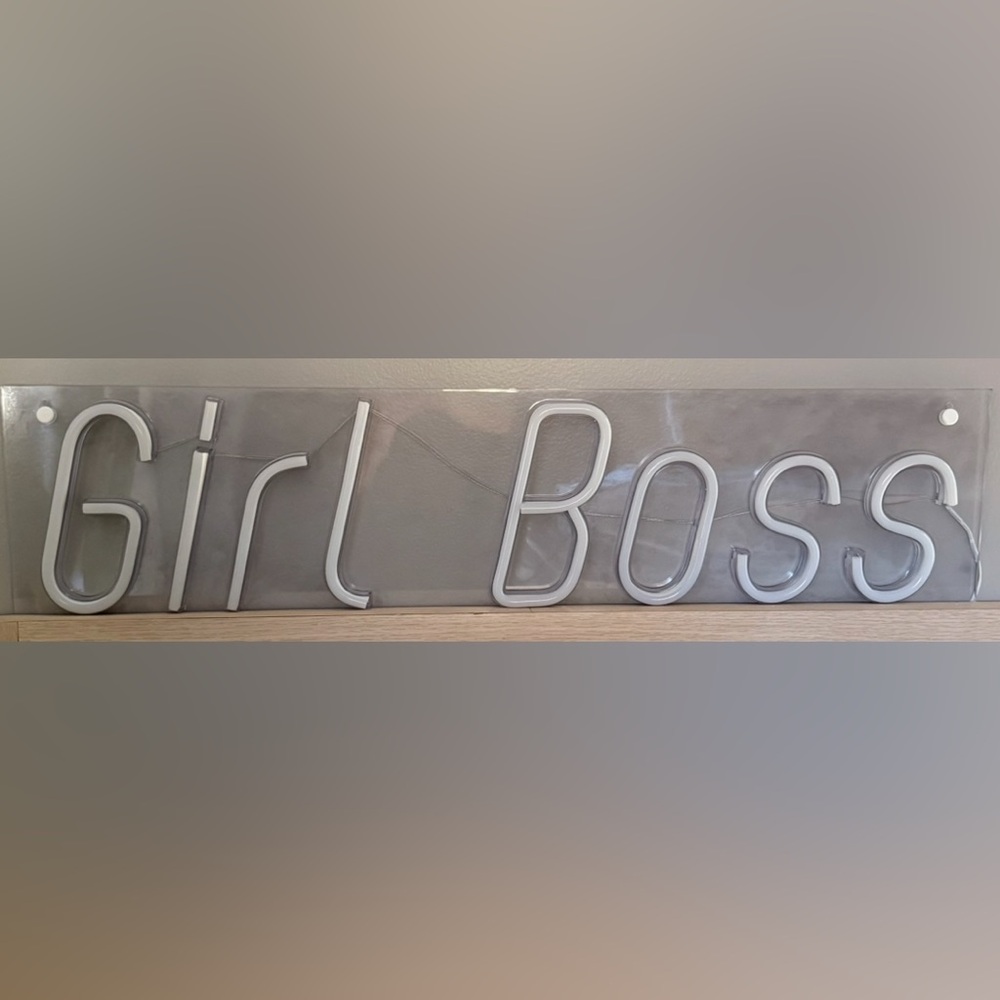 Neon sign Girl Boss wired pink - Picture 2 of 2